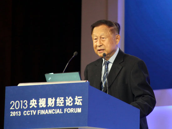 中國經(jīng)濟(jì)體制改革基金會高尚全:計(jì)劃經(jīng)濟(jì)低效 向市場經(jīng)濟(jì)轉(zhuǎn)變?nèi)孕枥^續(xù)深化