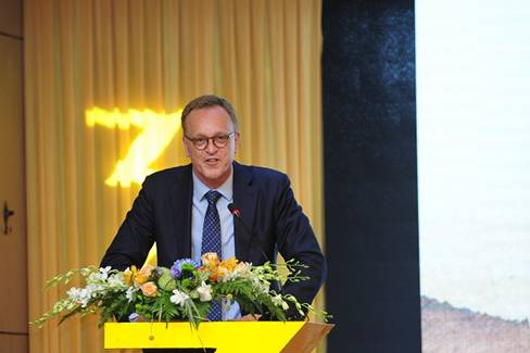 中國經(jīng)濟(jì)體制改革基金會(huì)“巴山輪會(huì)議”三十周年座談會(huì)召開